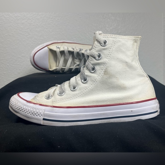 Converse Shoes - Converse High Tops Shoes - Off - White - Women’s Size 6 & Men’s Size 4
